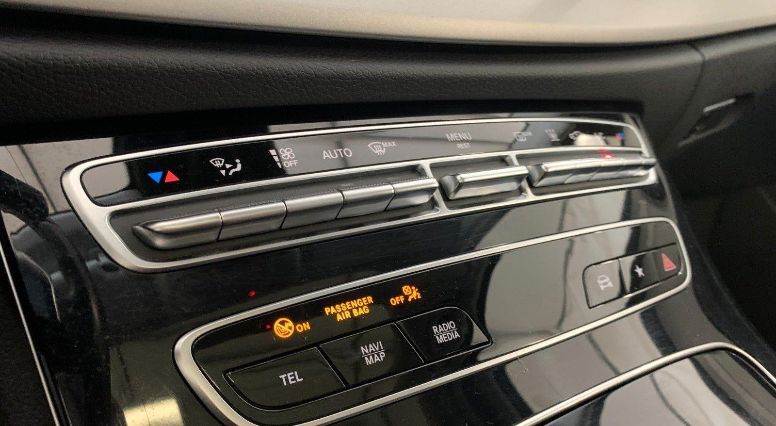 Mercedes-Benz E AVANTGARDE 11