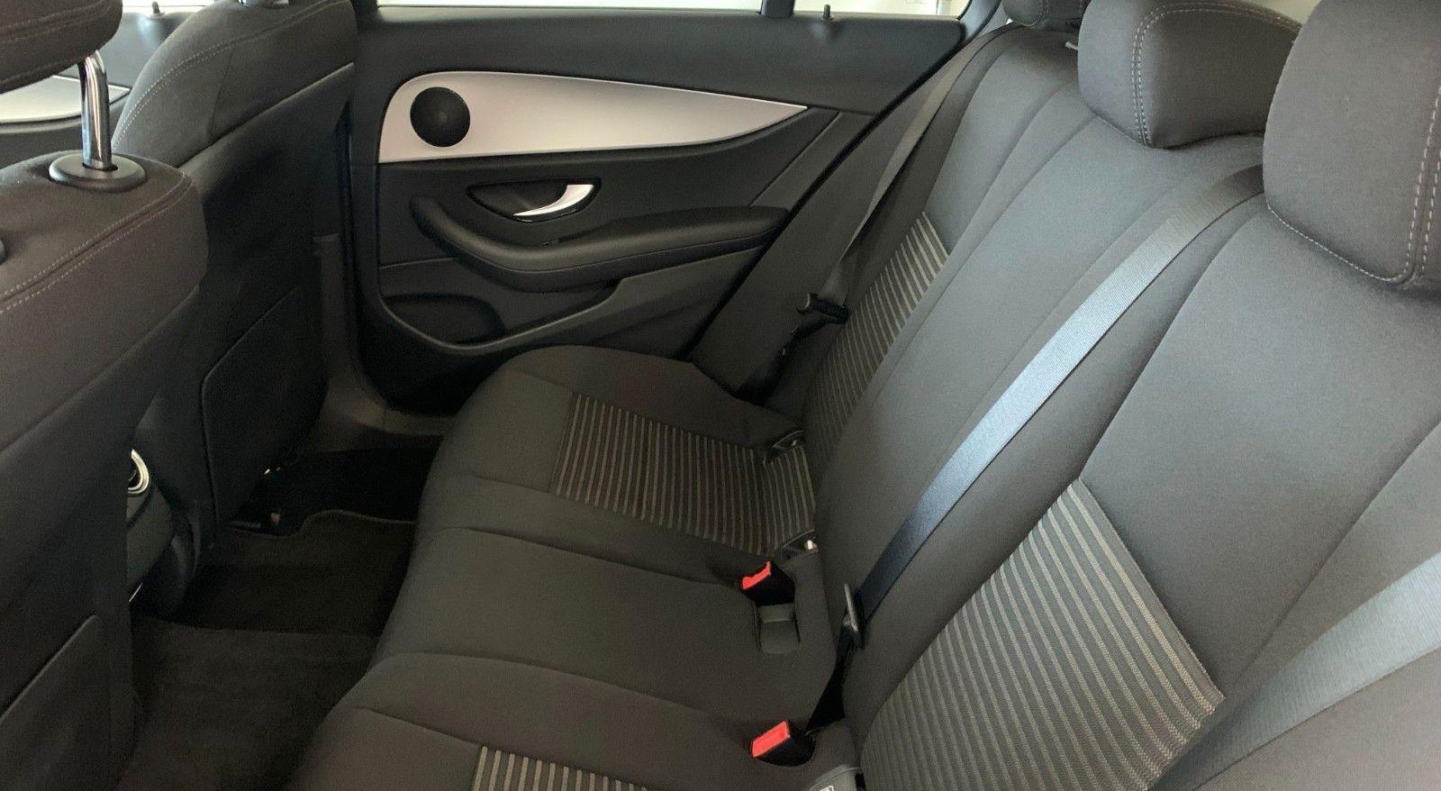 Mercedes-Benz E AVANTGARDE 8