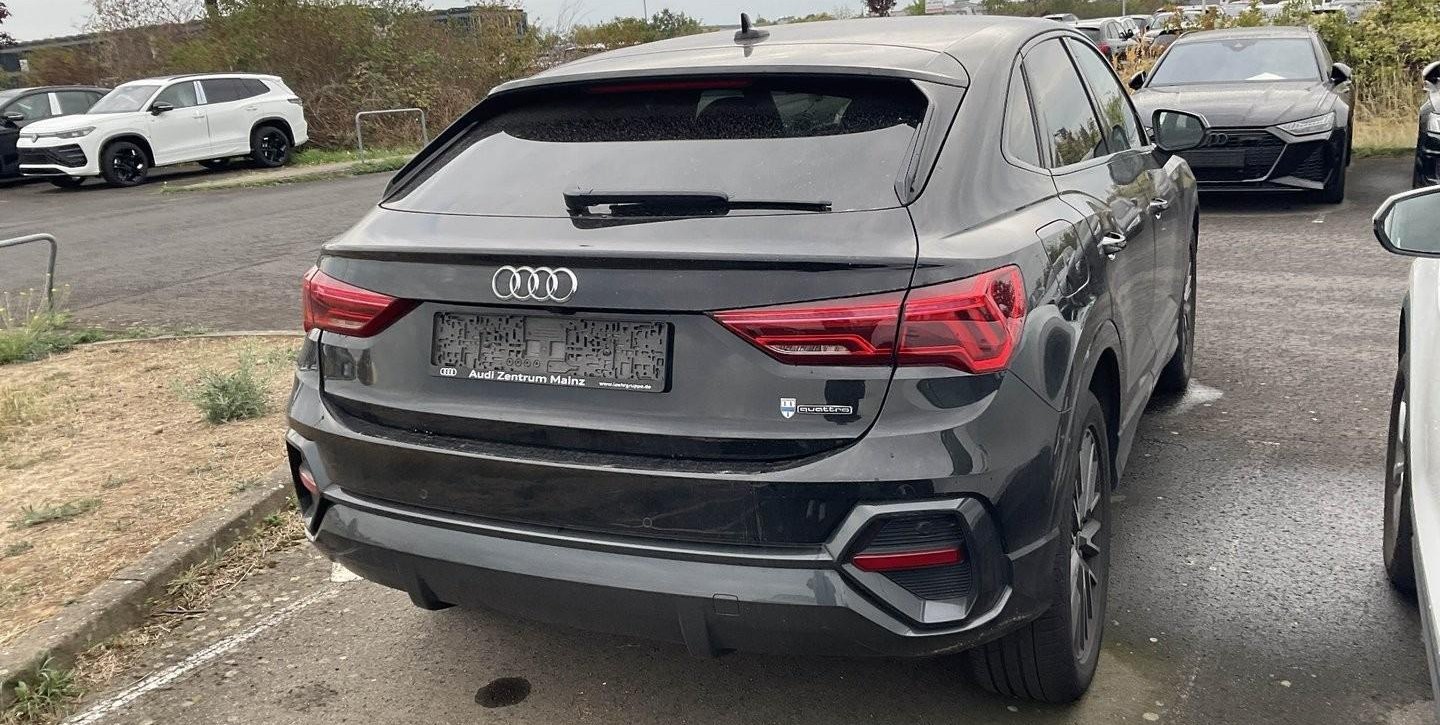 Audi Q3 40 TFSI quattro basis 2