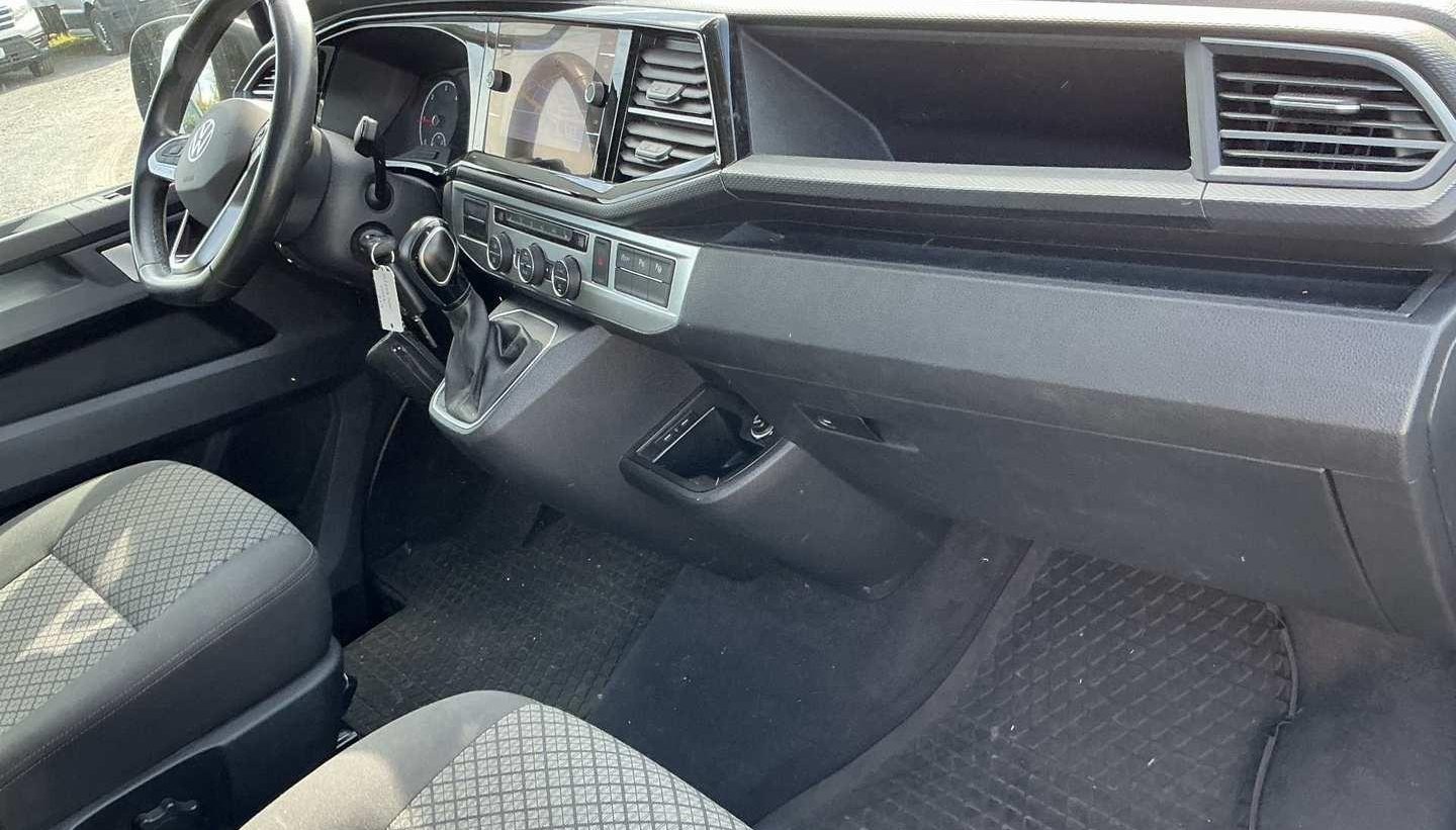Volkswagen Multivan FWD Trendline 6