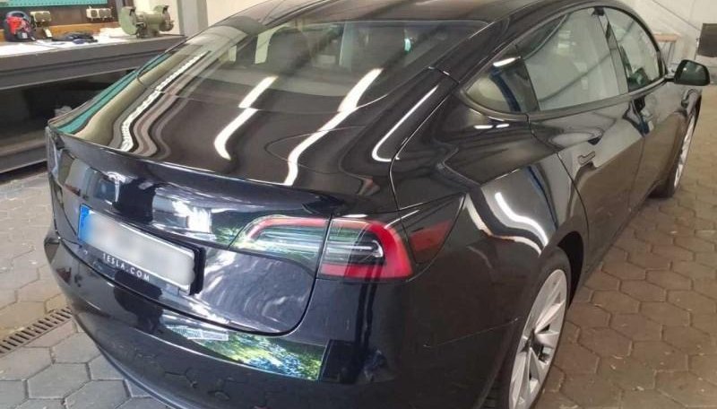 Tesla Model 3 Standard Range 4