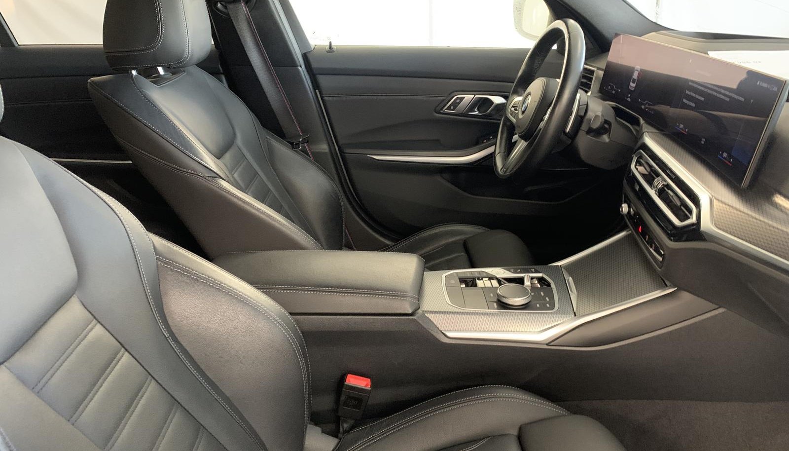 BMW 3 M Sport Pro 3