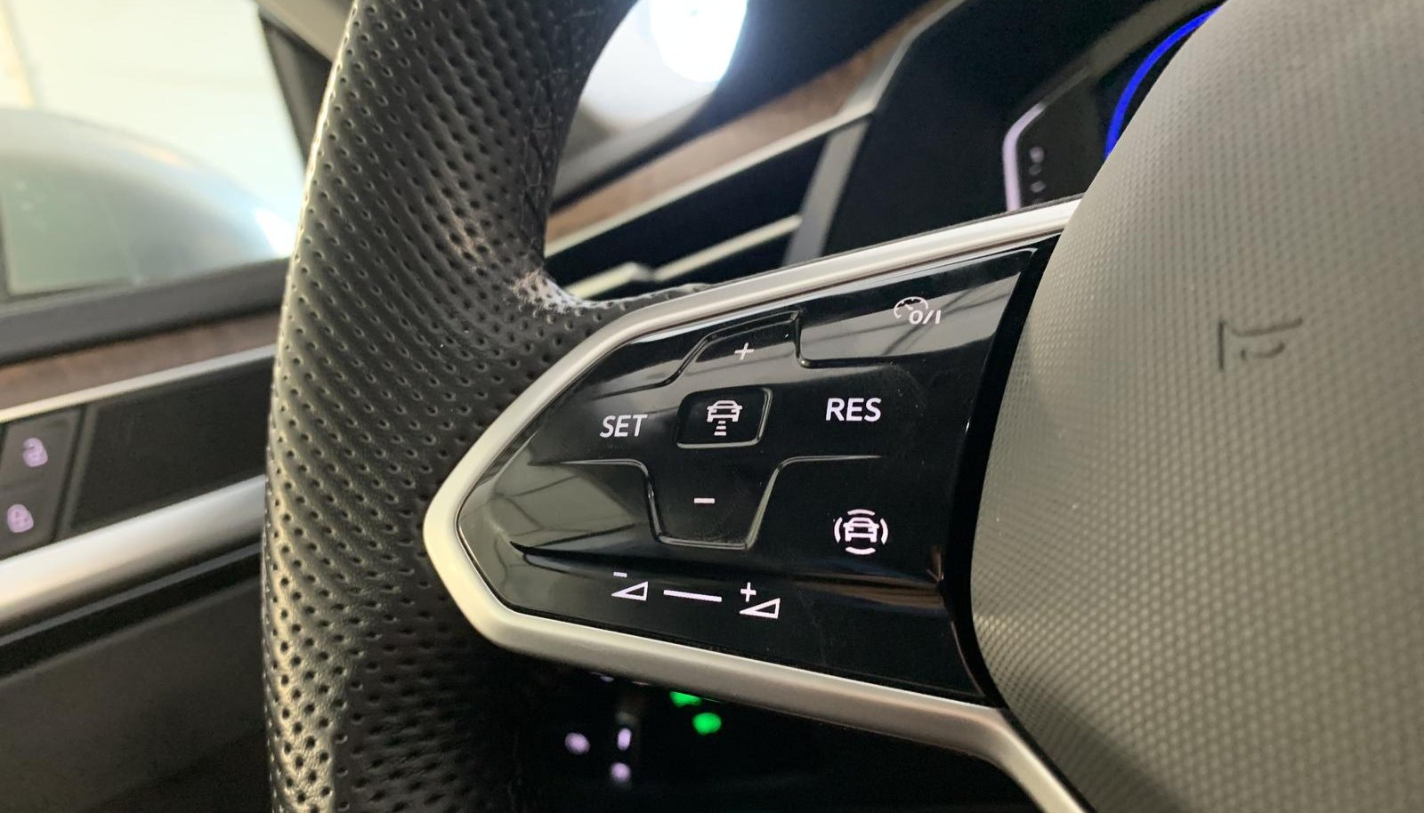 Volkswagen Arteon Elegance eHybrid 11