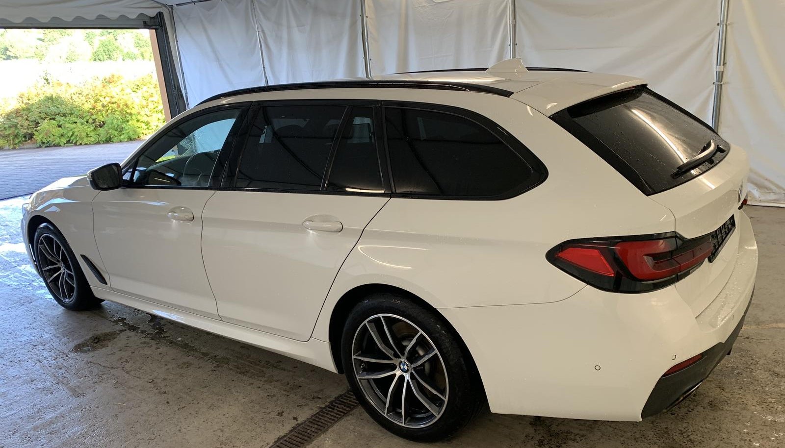 BMW 5 M Sport xDrive 8