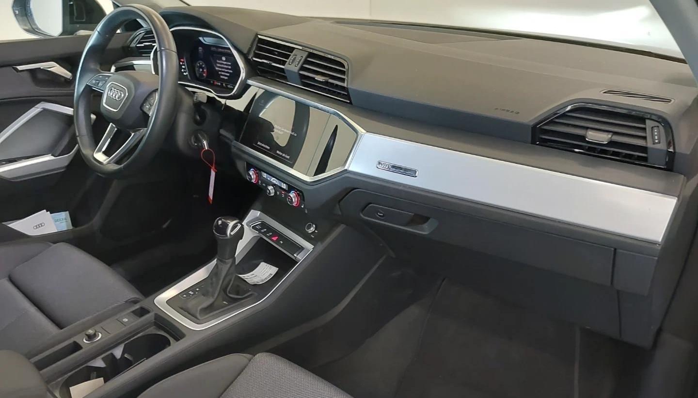 Audi Q3 Sport 3