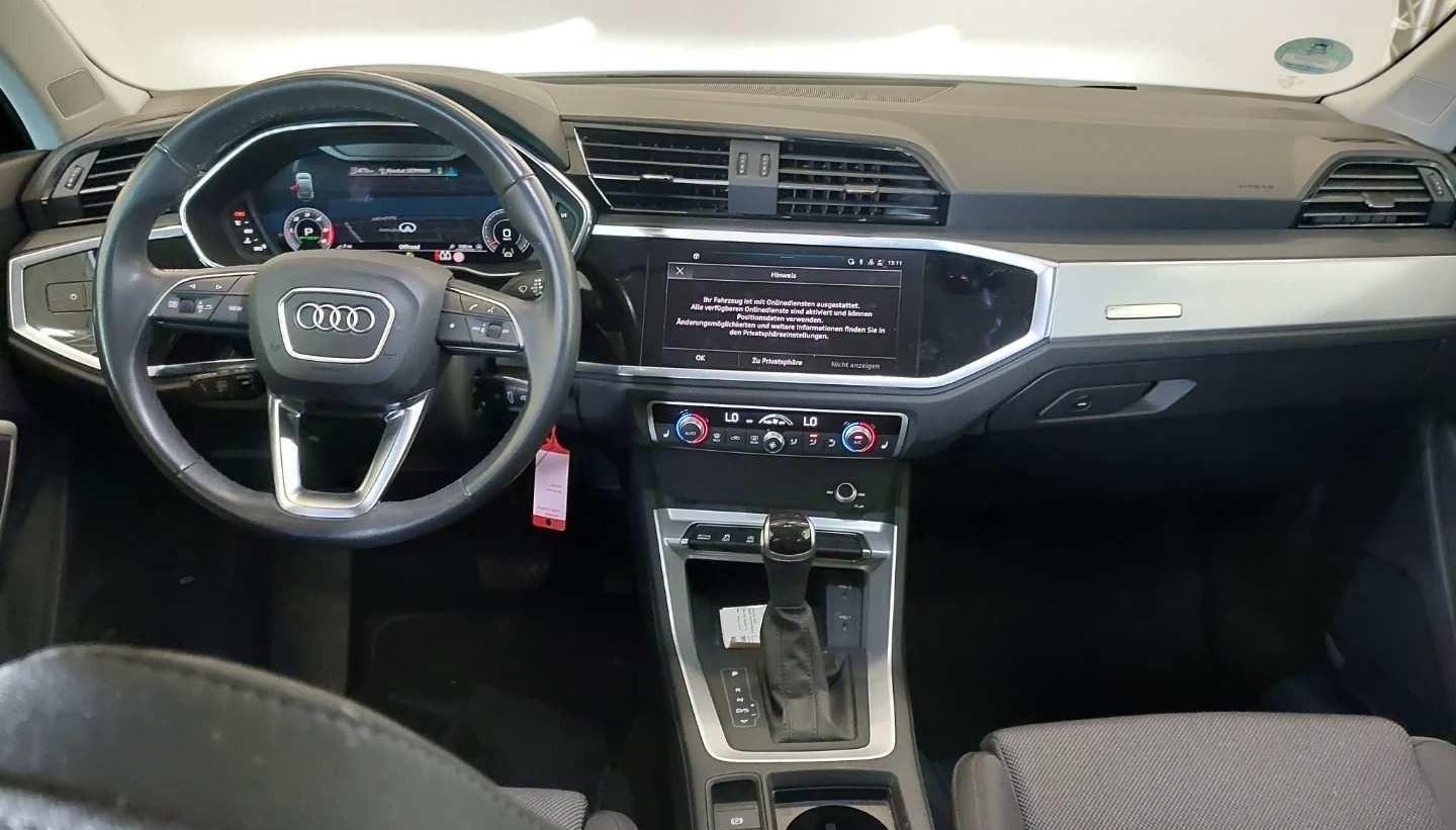 Audi Q3 Sport 4