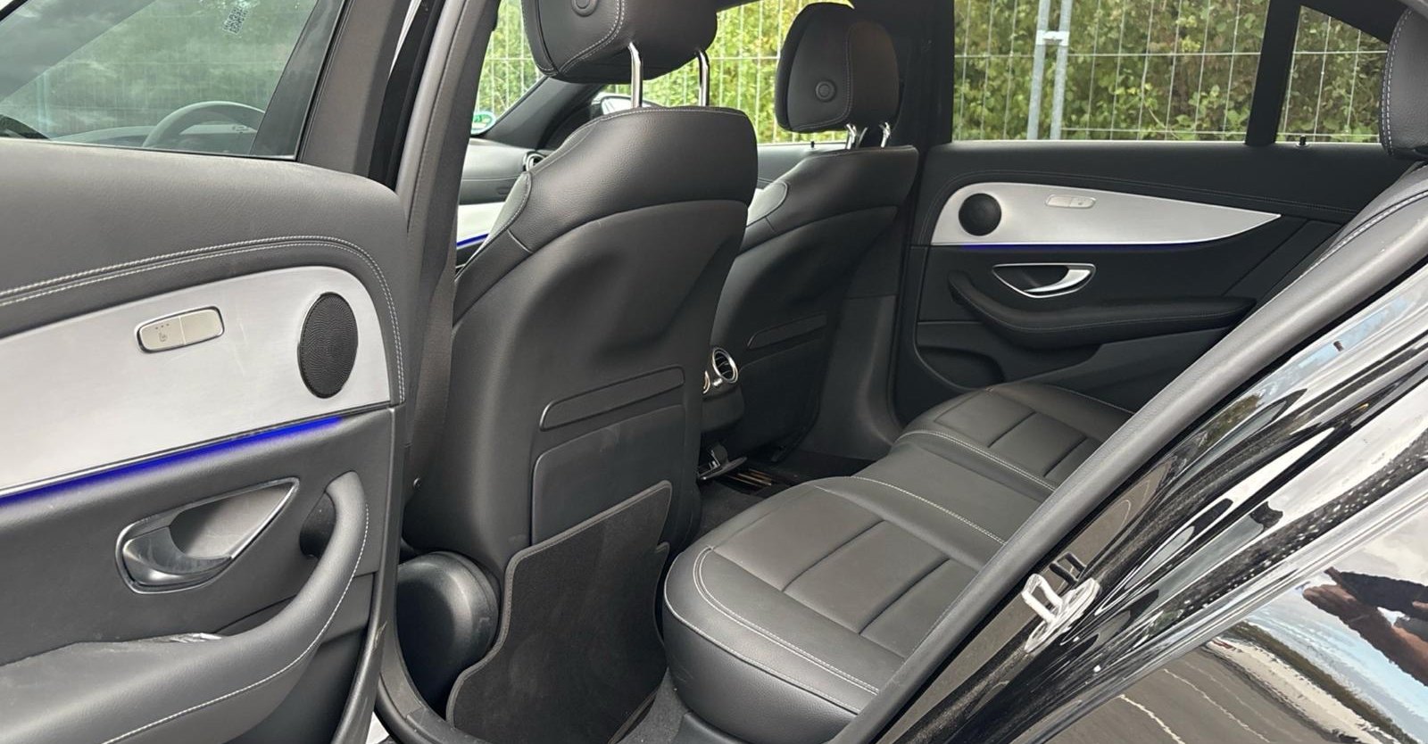 Mercedes-Benz E EXCLUSIVE + AVANTGARDE 6