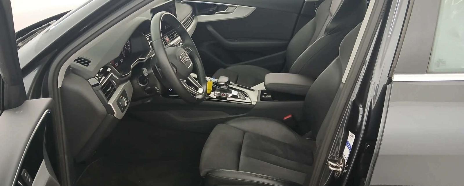 Audi A4 Sport 4
