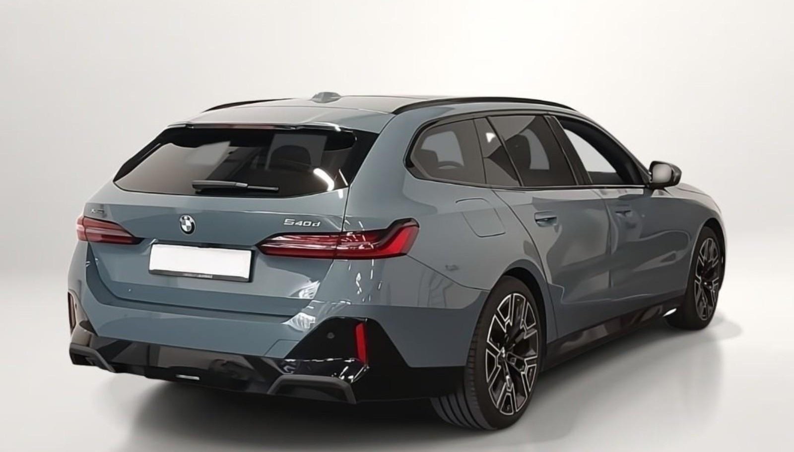 BMW 5 M Sport Pro 2