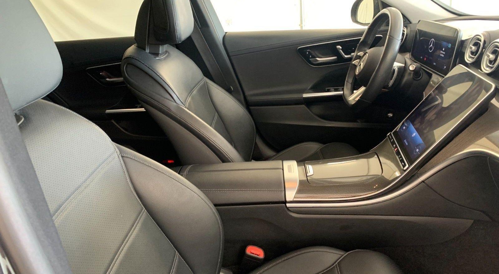 Mercedes-Benz C AMG Line 3