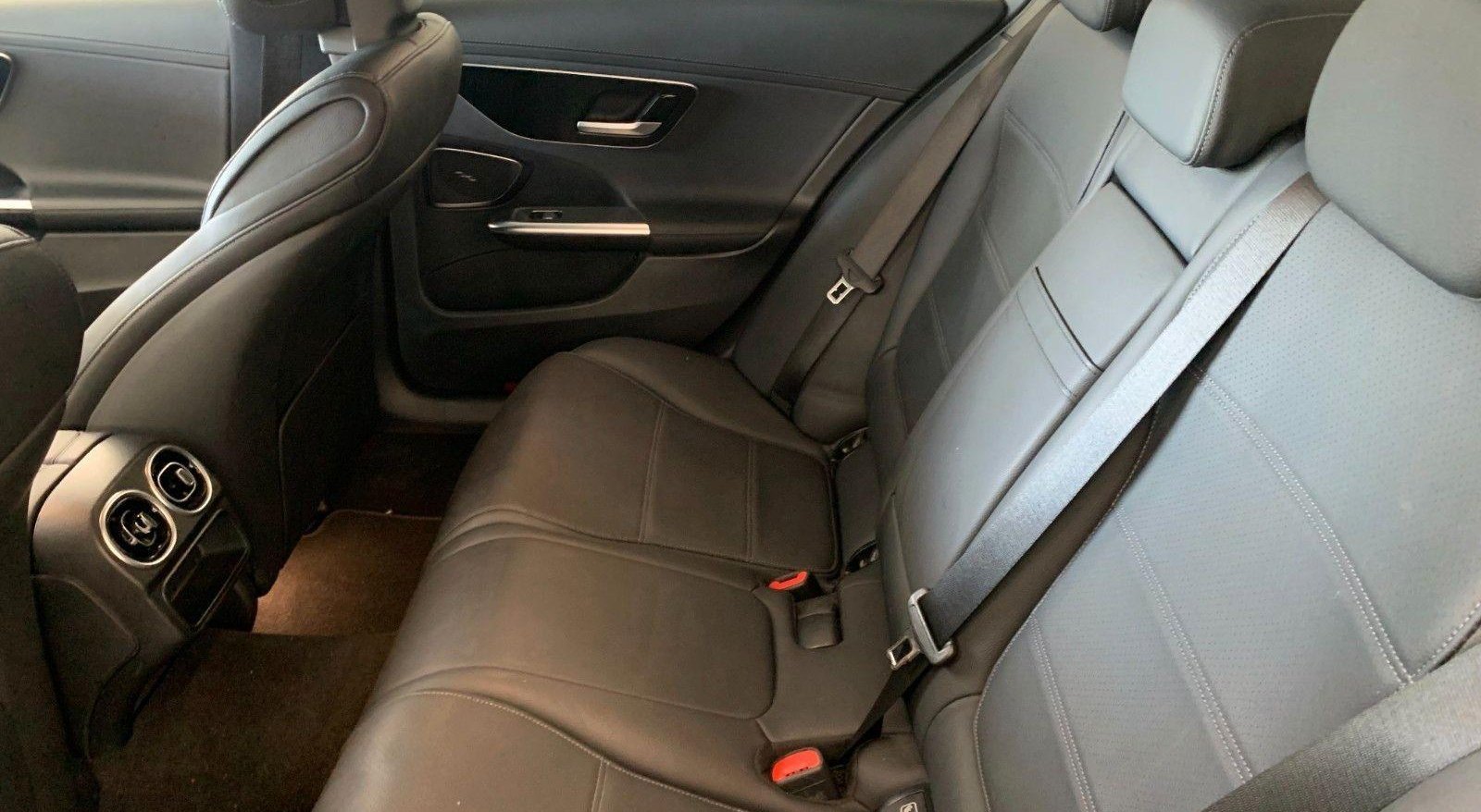 Mercedes-Benz C AMG Line 9