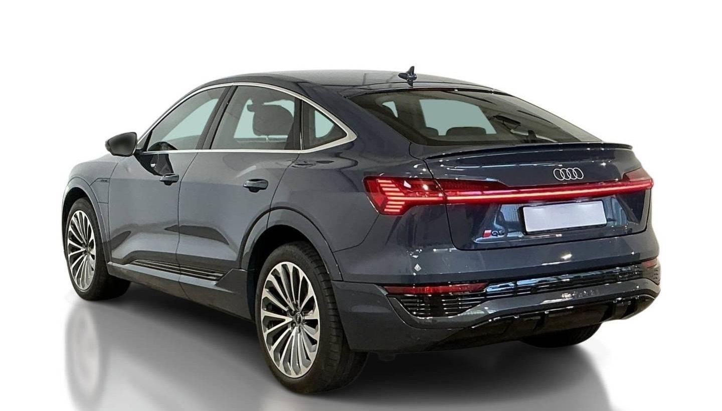 Audi Q8 quattro S line 10