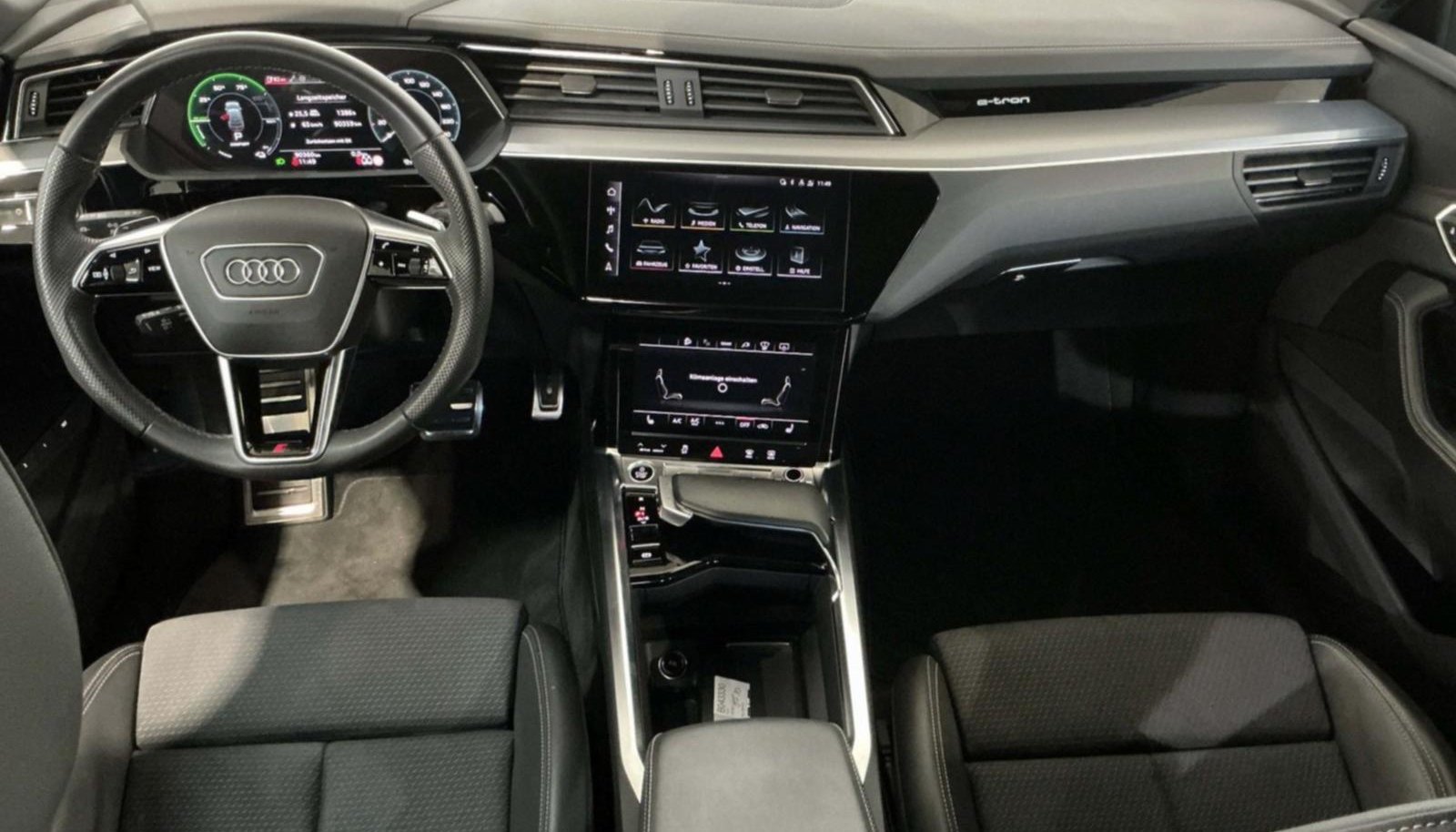 Audi Q8 quattro S line 2