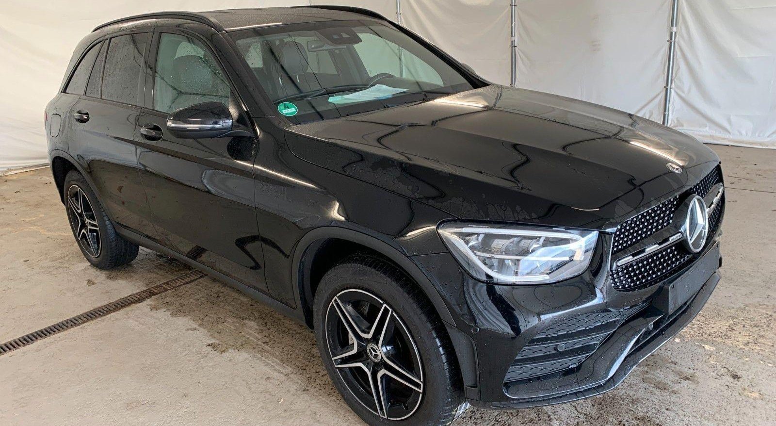 Mercedes-Benz GLC AMG Line Int./Ext. 2