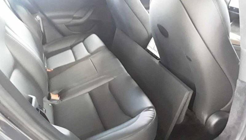 Tesla Model S Dual Maximum Range 7