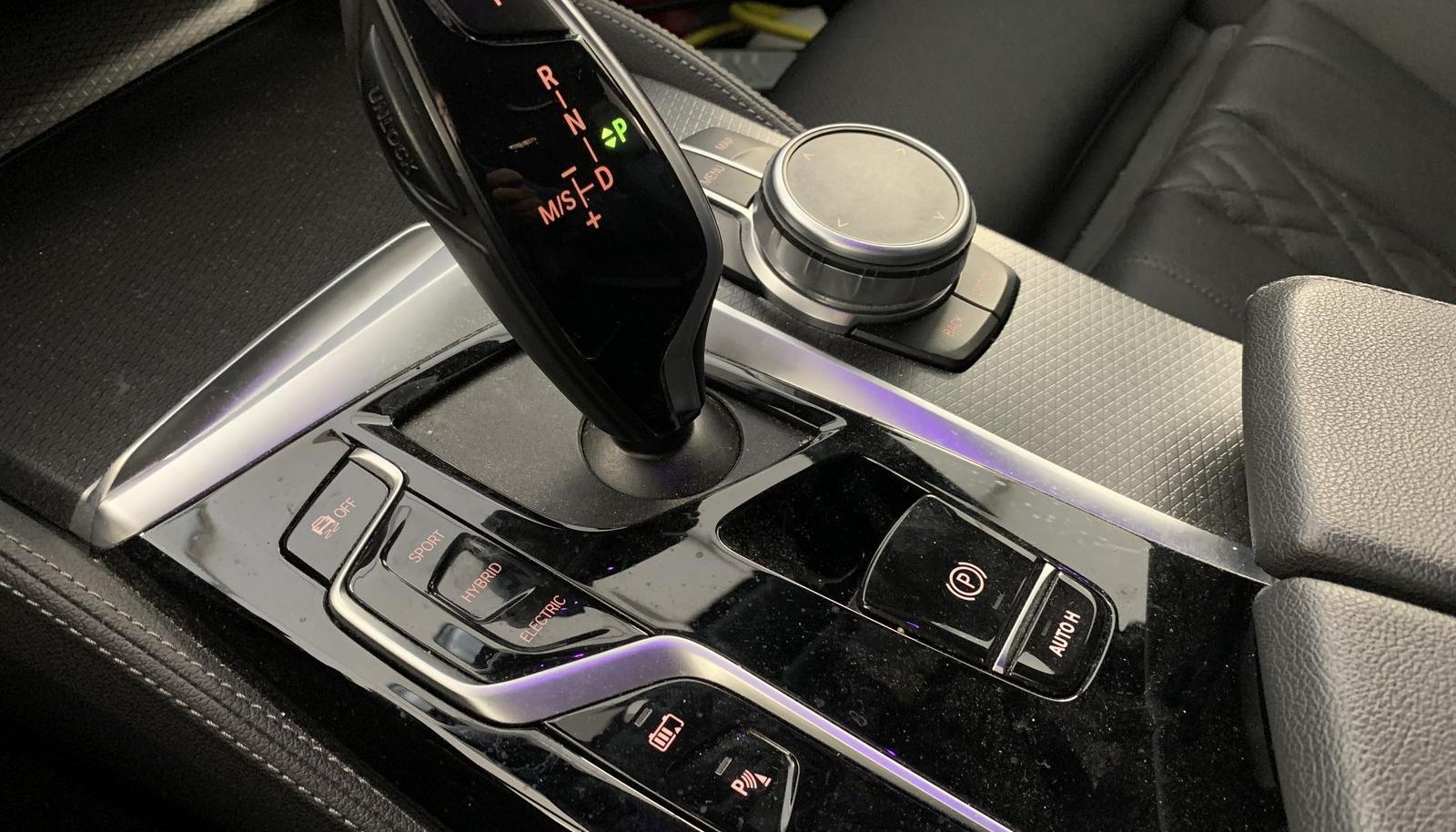 BMW 5 M Sport 10