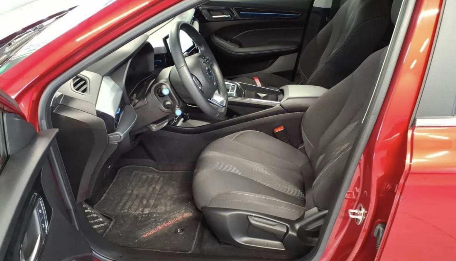 MG MG5 Comfort 6