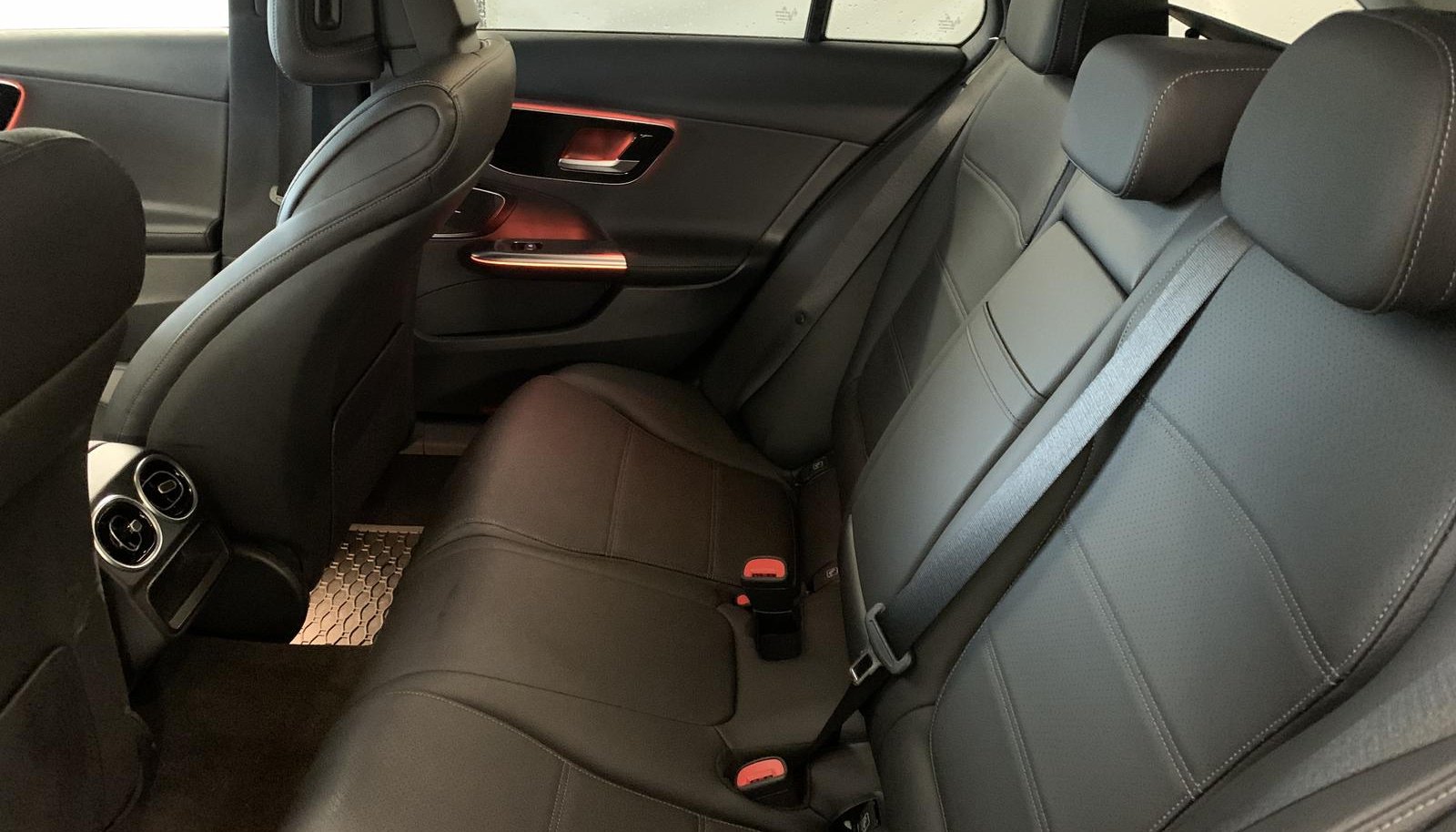 Mercedes-Benz C All Terrain 4Matic Avantgarde 9