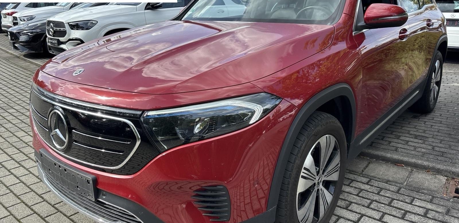 Mercedes-Benz EQB Progressive