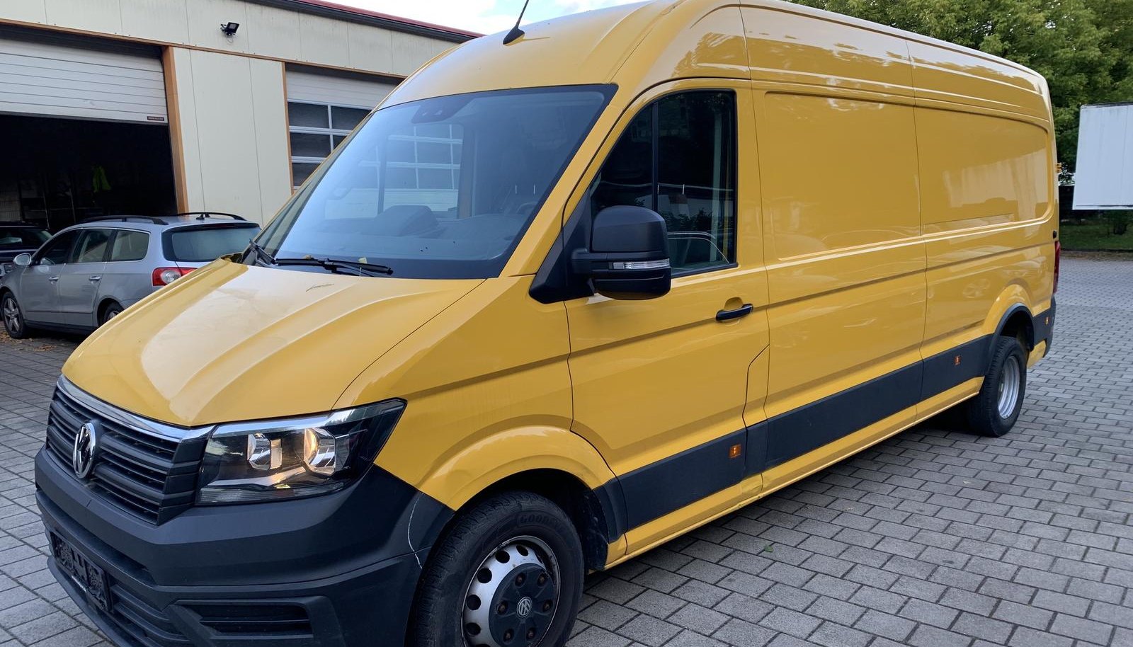 Volkswagen Crafter lang Hochdach NAVI/KAM/LEDER/AHK/KLIMA