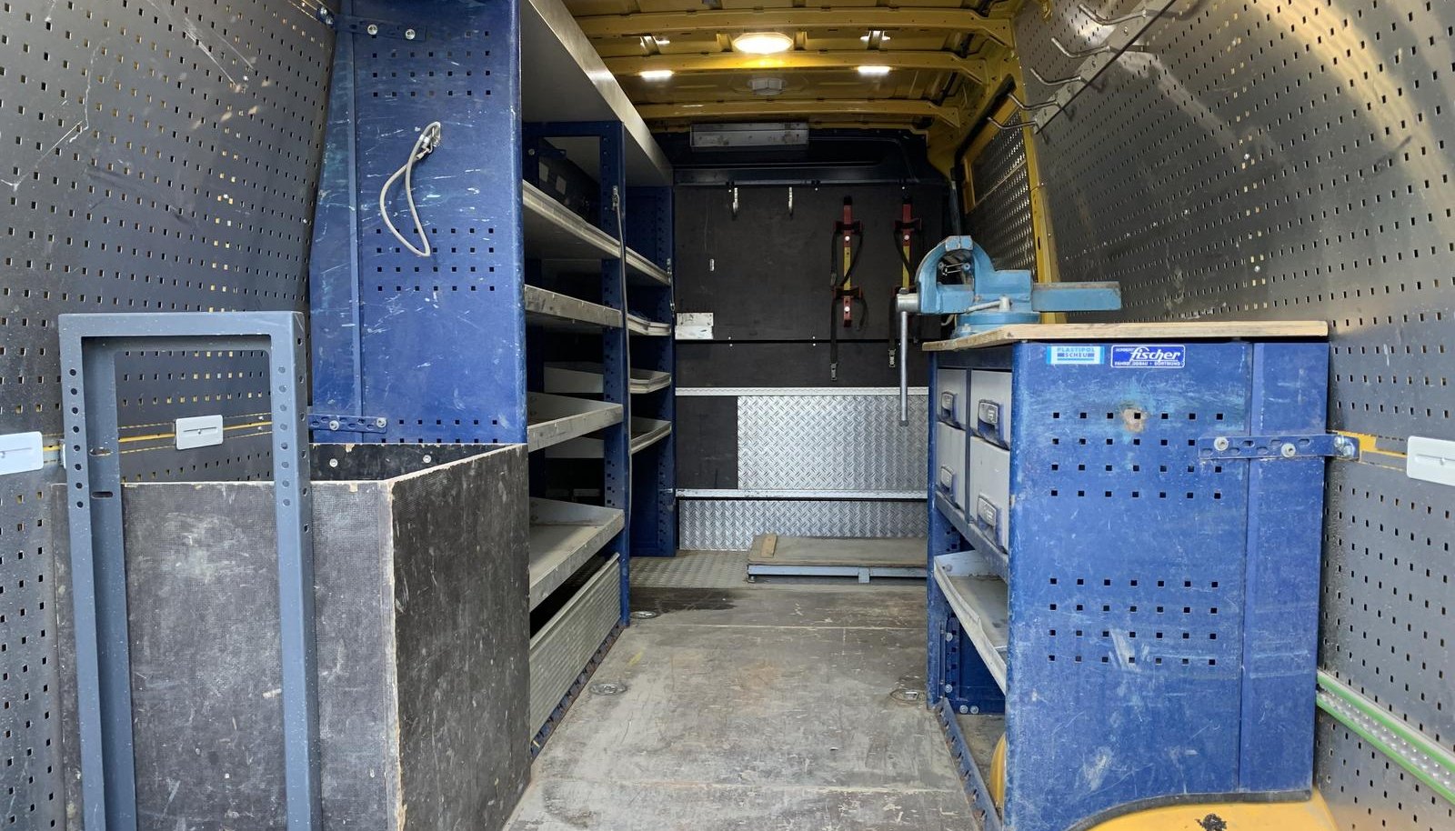Volkswagen Crafter lang Hochdach NAVI/KAM/LEDER/AHK/KLIMA 6