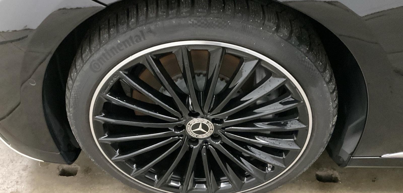 Mercedes-Benz EQE AMG Line 4