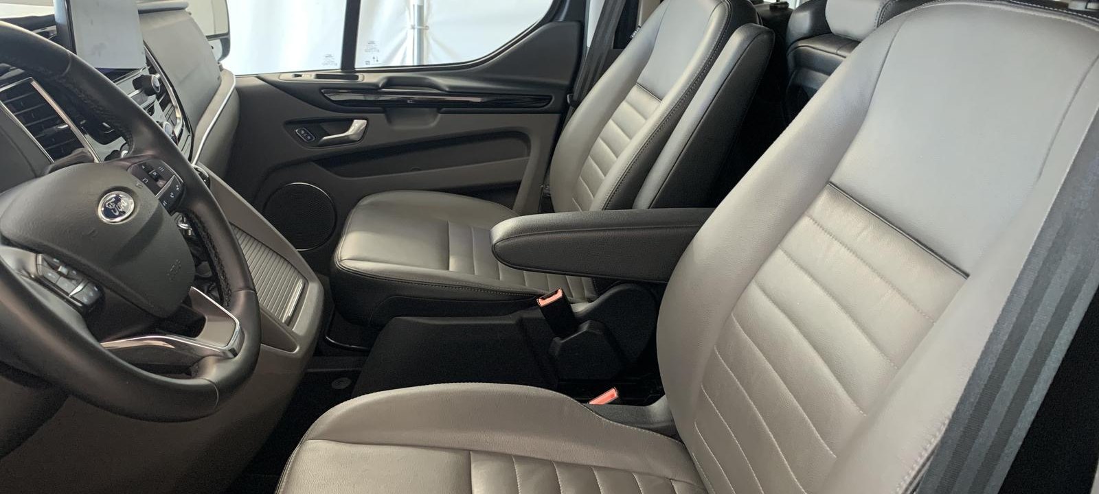 Ford Tourneo Tourneo Custom Titanium X L1H1 8