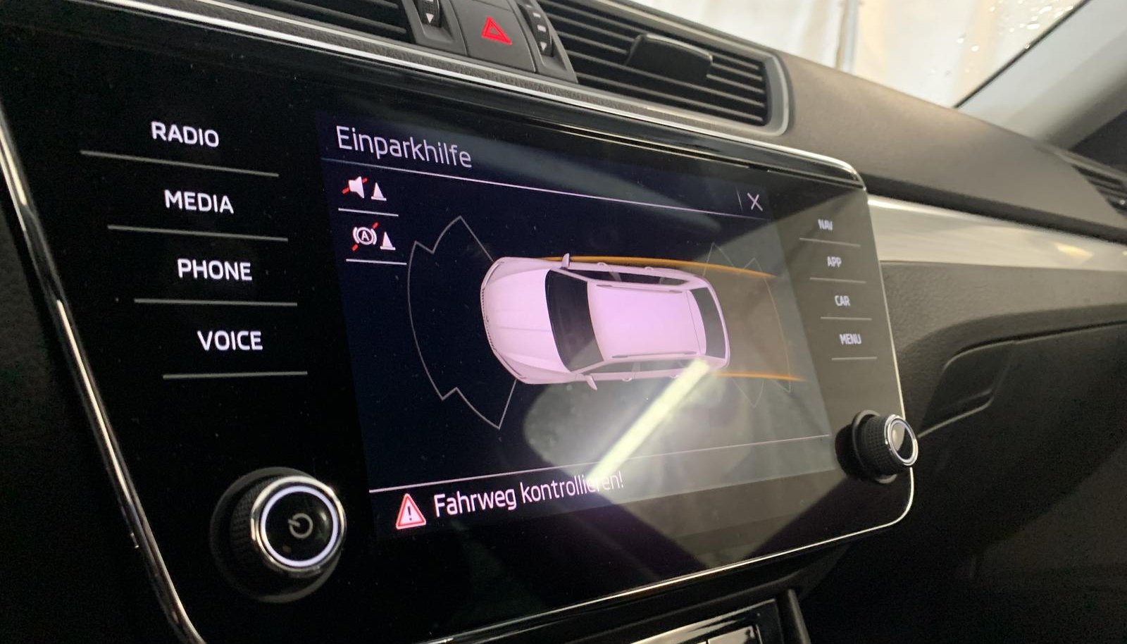 Skoda Superb Ambition 12