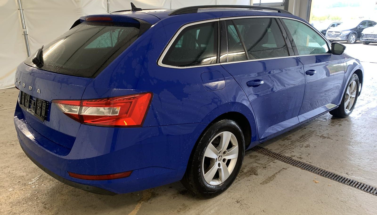 Skoda Superb Ambition 4
