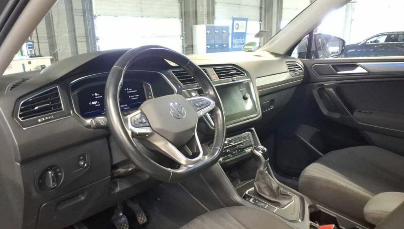 Volkswagen Tiguan Allspace Life 8