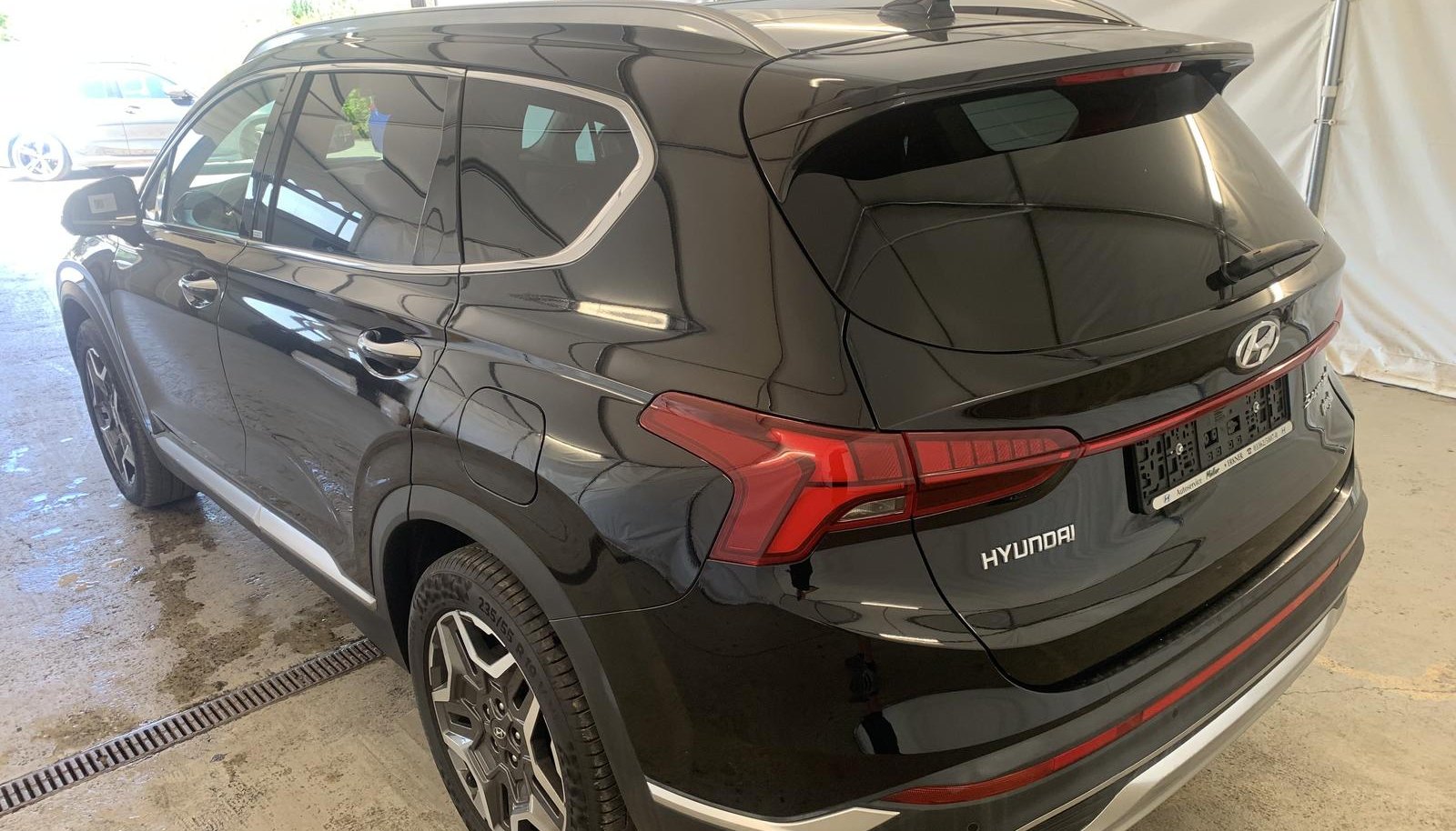 Hyundai Santa Prime Plug-In 4WD 4