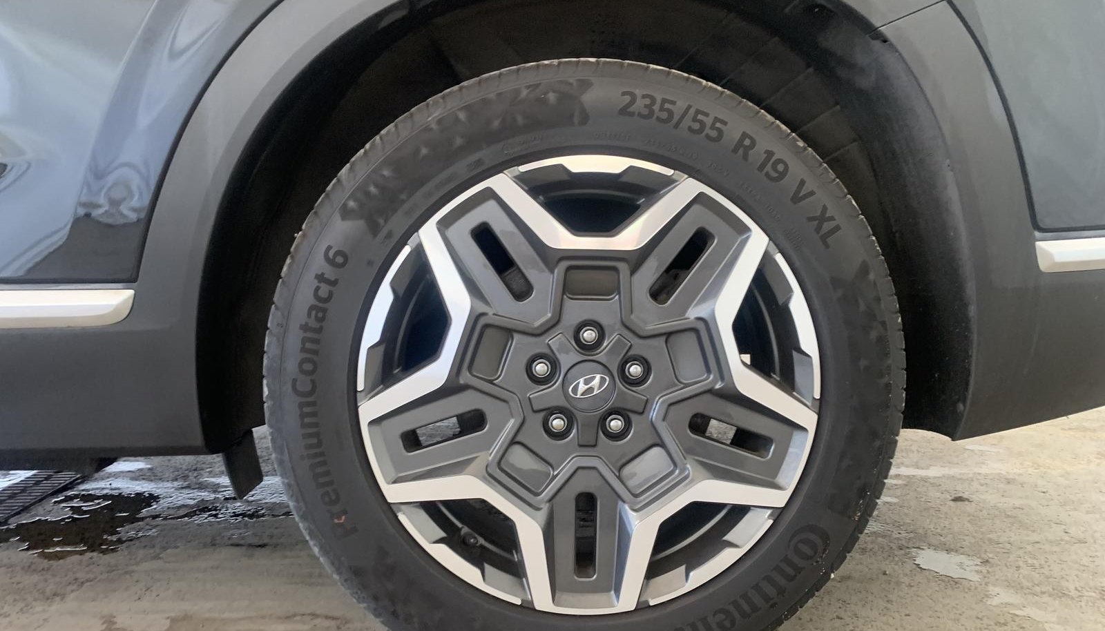 Hyundai Santa Prime Plug-In 4WD 5