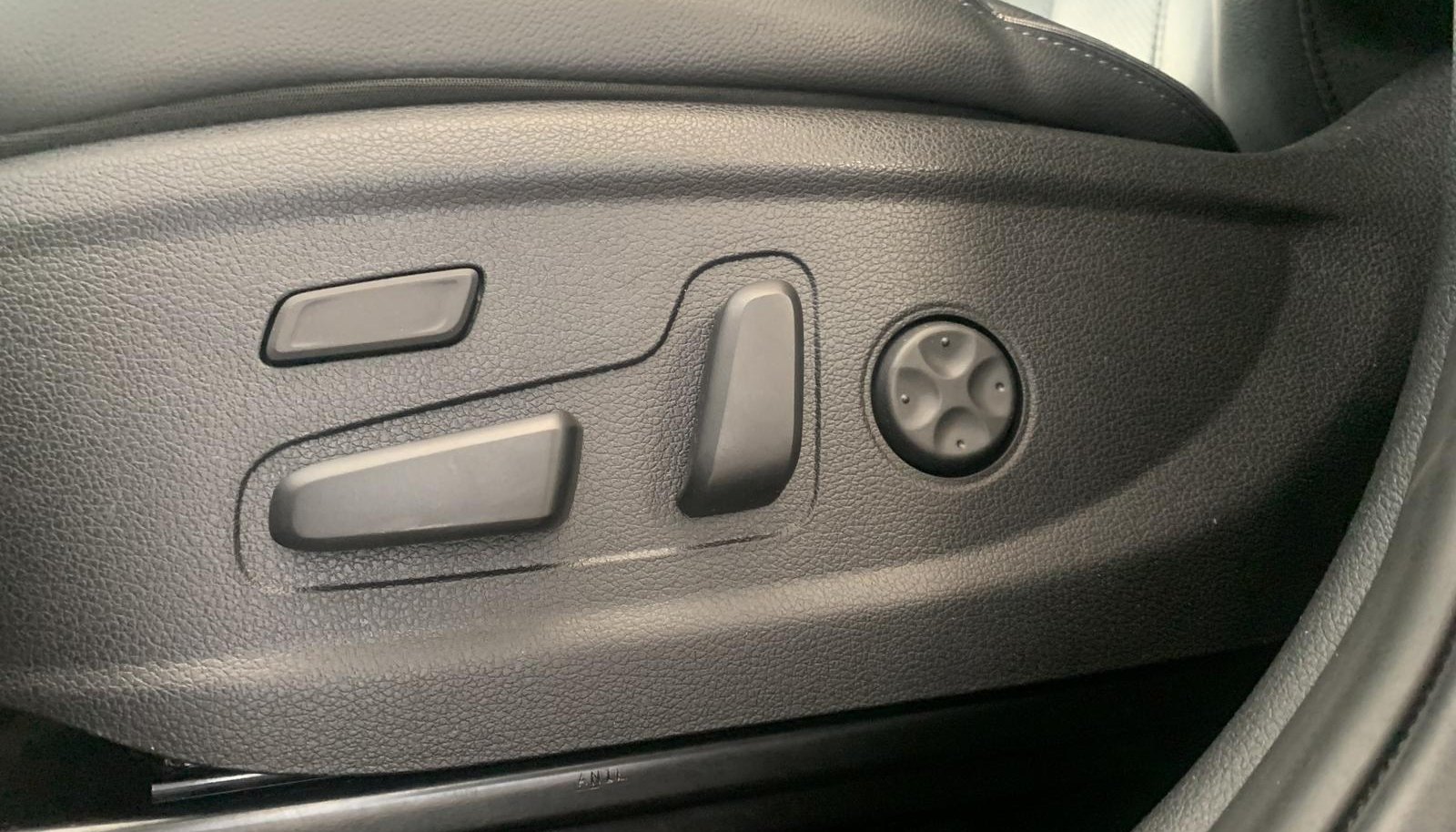 Hyundai Santa Prime Plug-In 4WD 7
