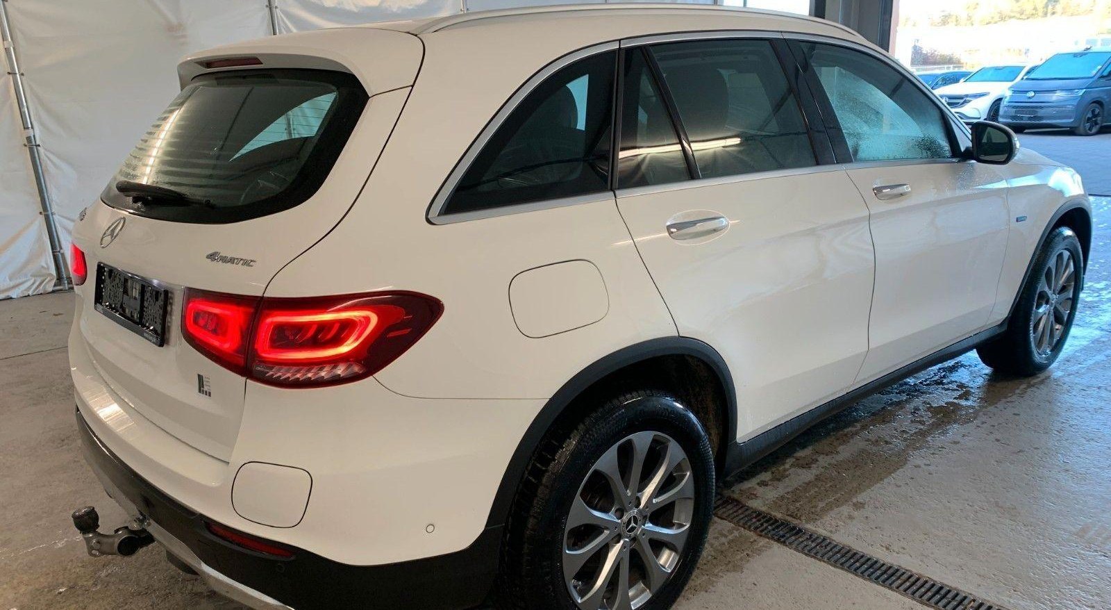 Mercedes-Benz GLC Standard 5
