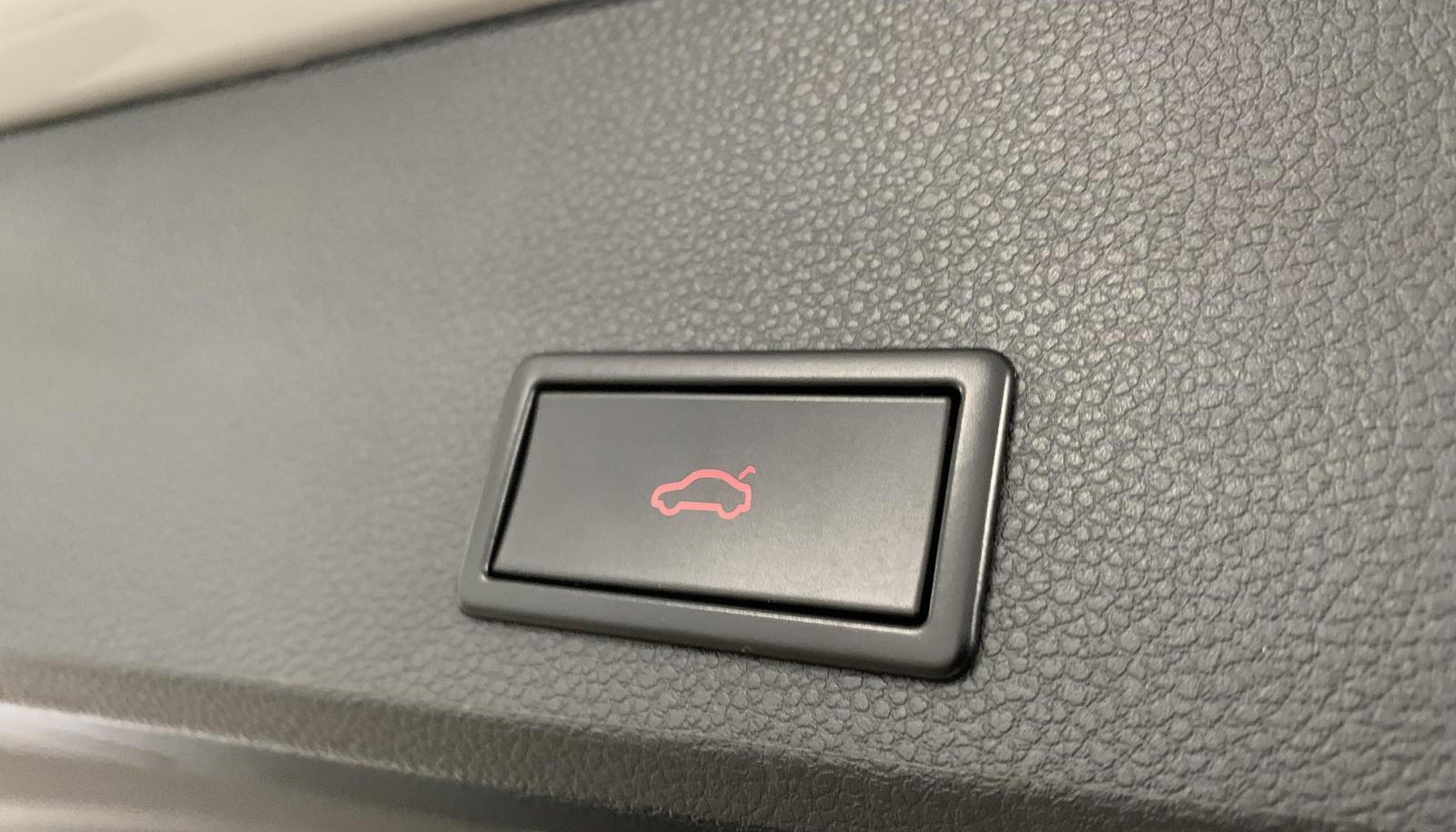 Cupra Ateca 6