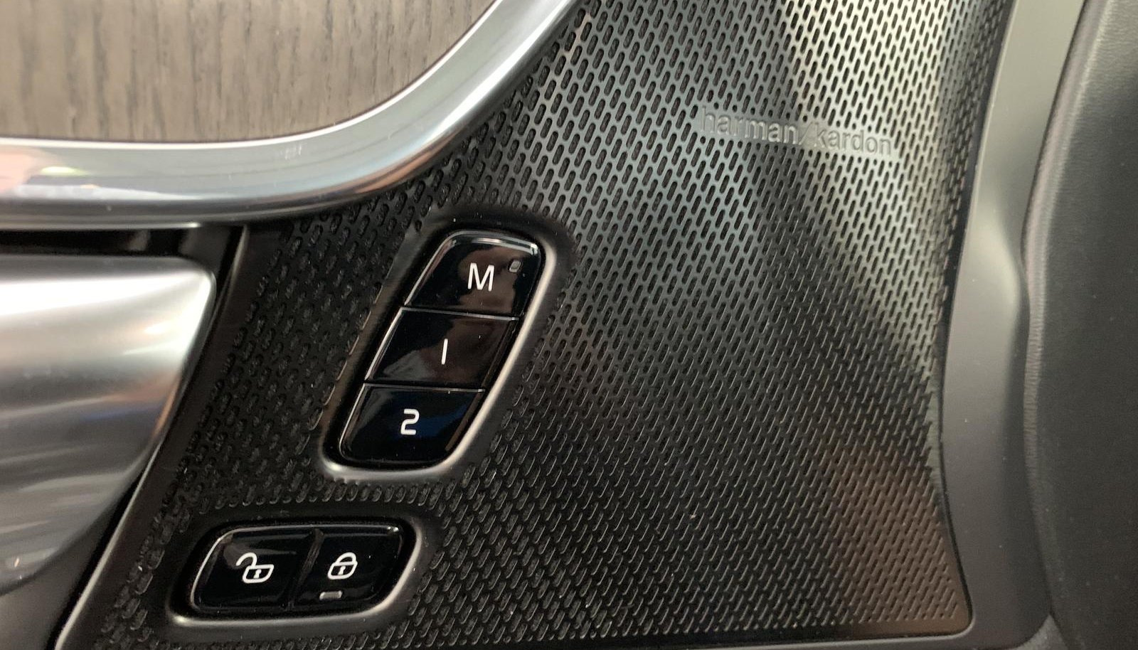 Volvo V90 Inscription Recharge PHEV AWD 12