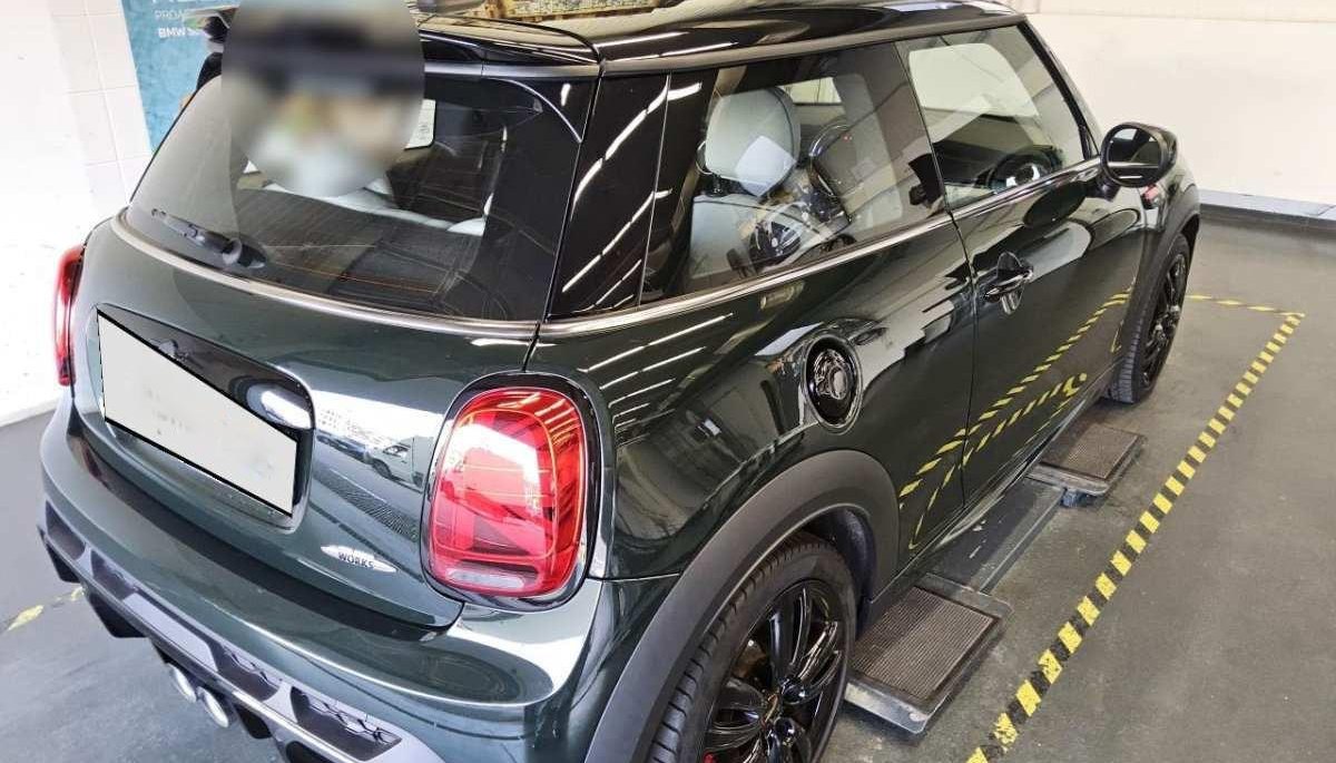 Mini John John Cooper Works Classic Trim 5
