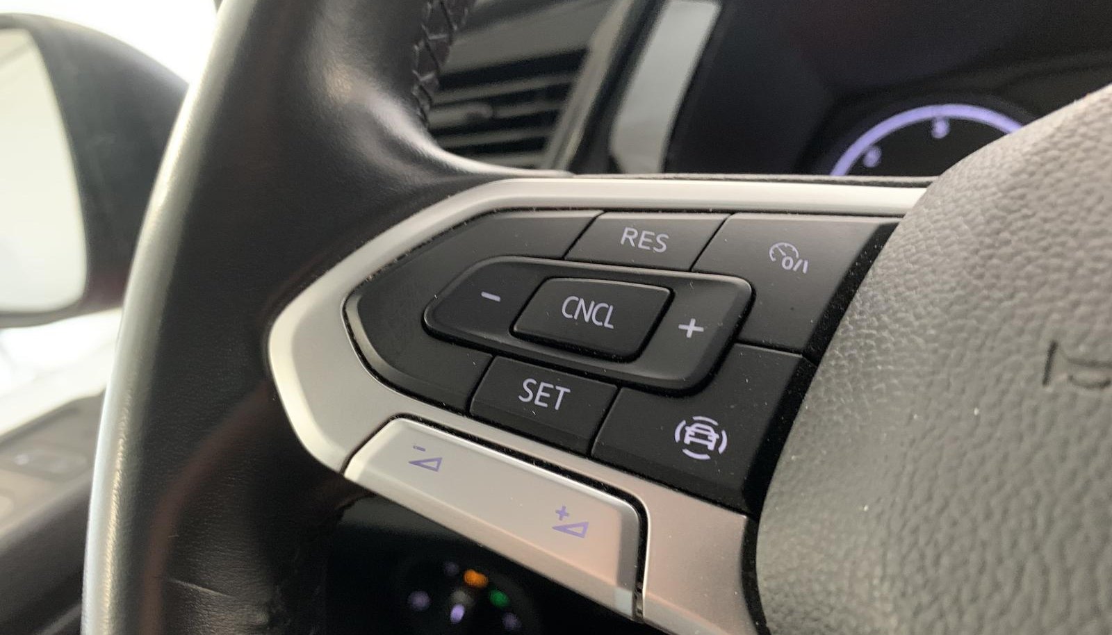Volkswagen Multivan T6.1 Multivan 7-SITZER/NAVI/LED/AHK/DAB 9