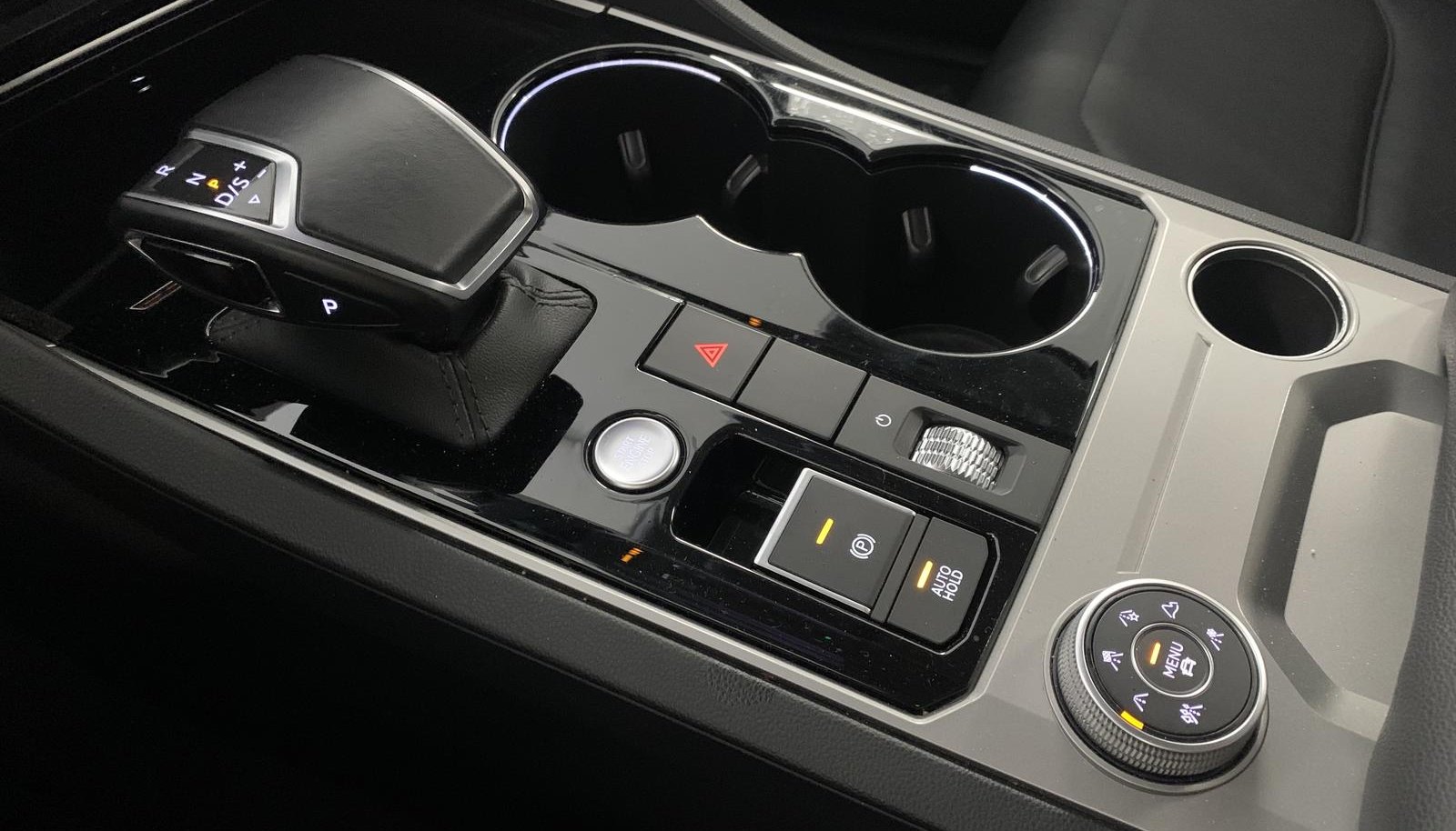 Volkswagen Touareg 4Motion 11