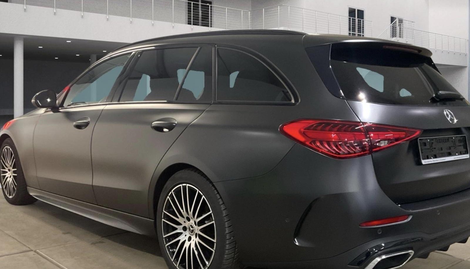 Mercedes-Benz C AMG Line Advanced 8