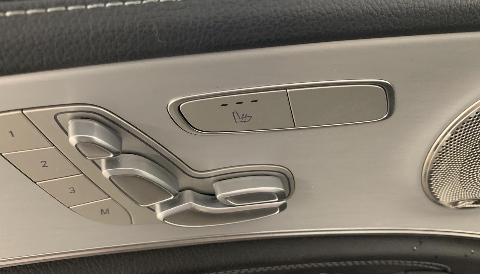 Mercedes-Benz E AMG Line 12