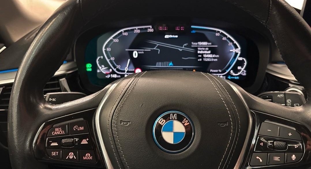 BMW 5 530 e 11