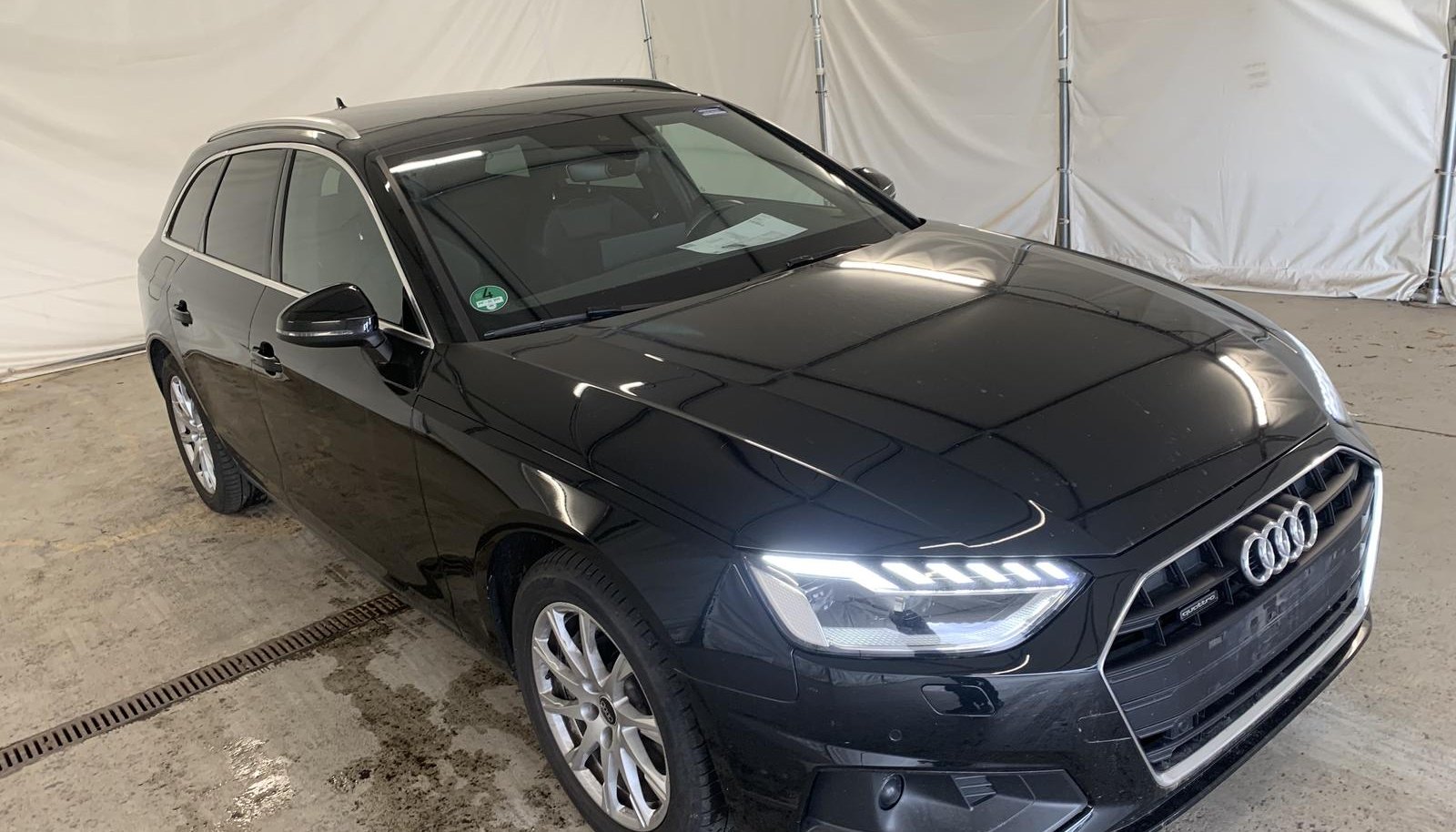 Audi A4 S-Line 2