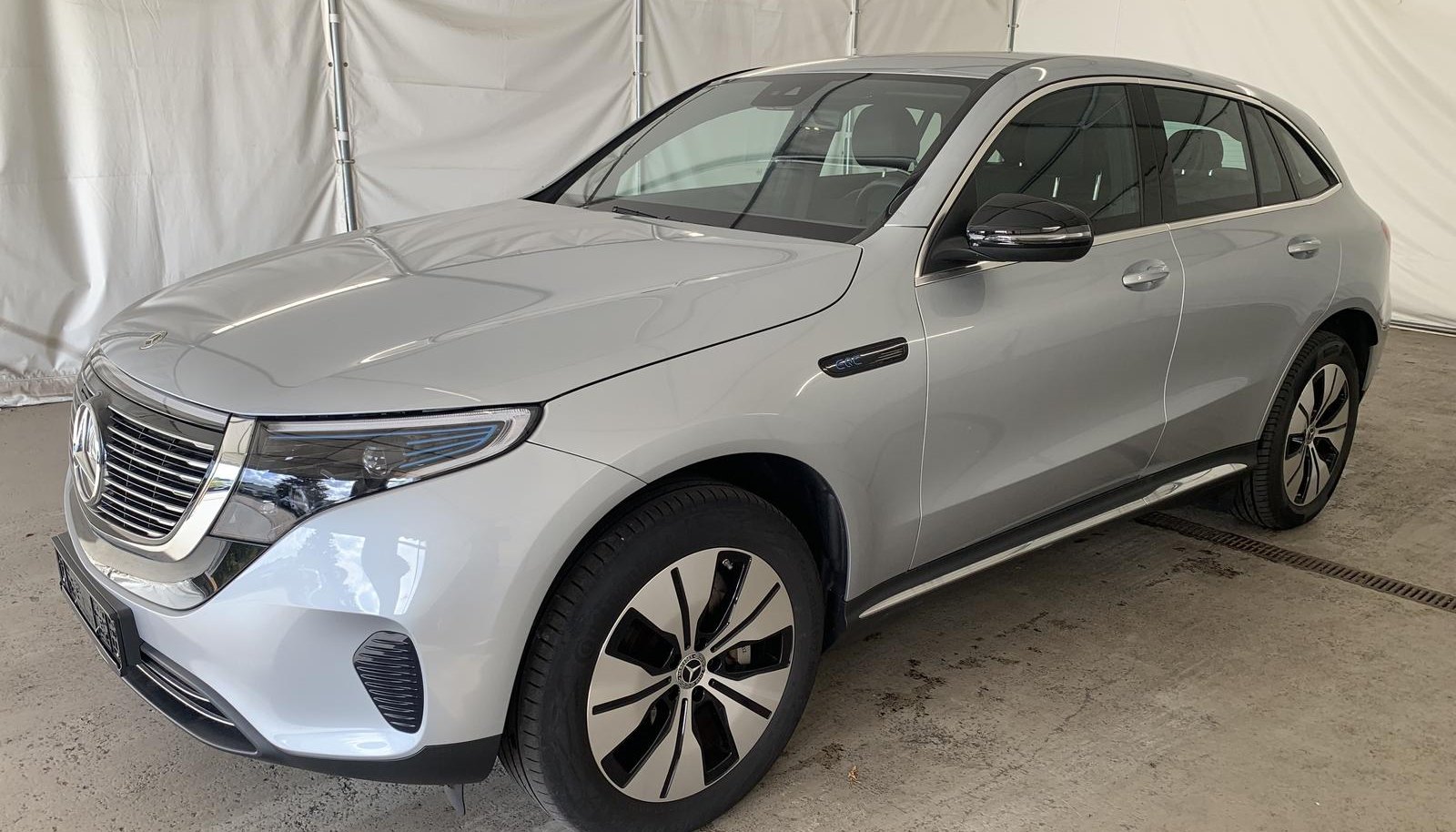 Mercedes-Benz EQC Electric Art Int.
