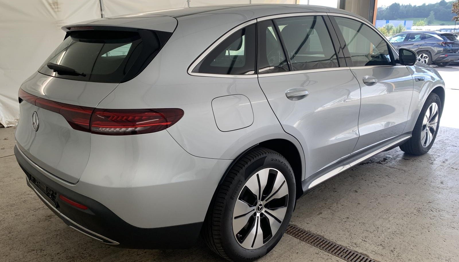 Mercedes-Benz EQC Electric Art Int. 5