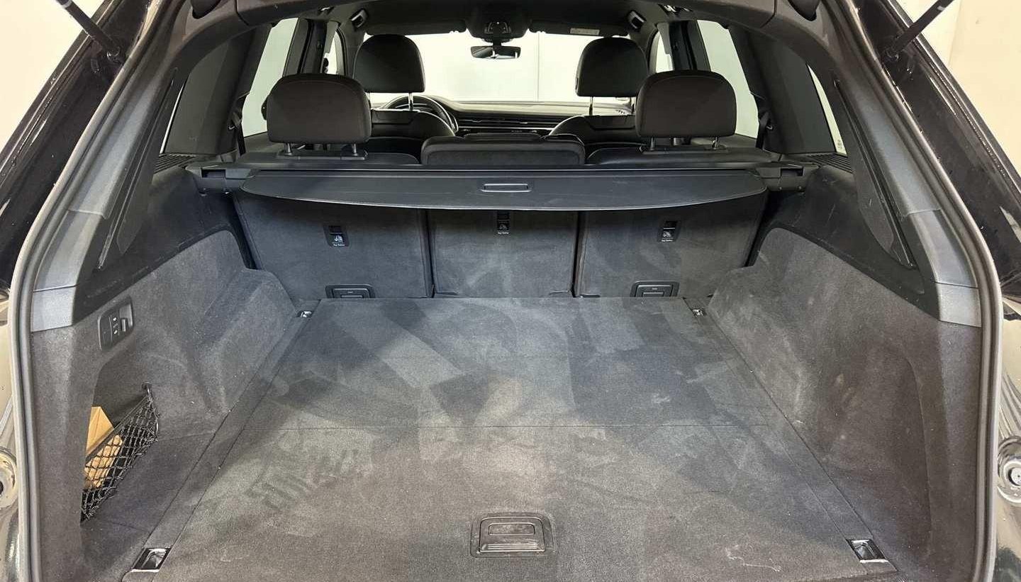 Audi Q7 S-Line 10