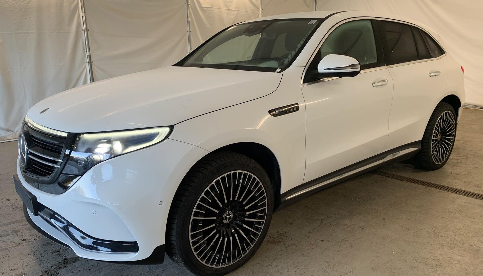 Mercedes-Benz EQC AMG Line