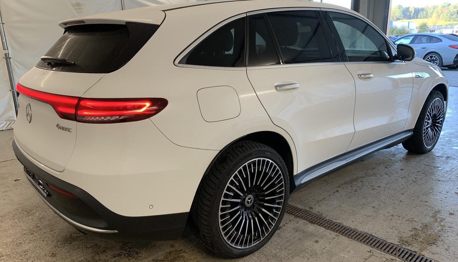Mercedes-Benz EQC AMG Line 6