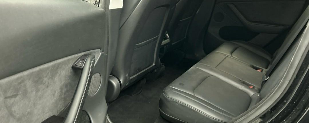 Tesla Model Y LR Performance Dual 10