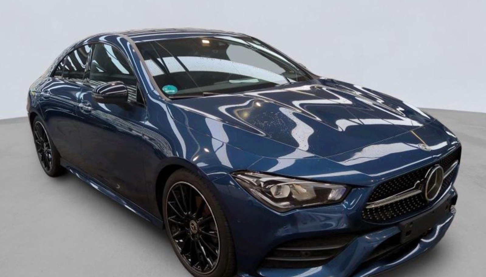 Mercedes-Benz CLA AMG Line 8